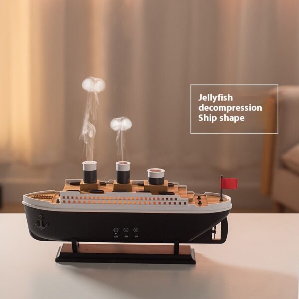 Creative Retro Ship Aroma Diffuser Ultrasonic Spit Smoke Ring Jellyfish Spray Humidifier - Image 4